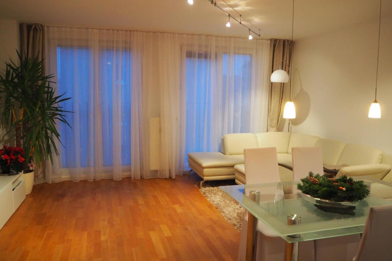 Modernes Studio-Apartment Nahe Zentrum Mit Garagenplatz Vienna Exterior photo
